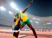 开云体育中国官网-多维竞技场的统治力，从皇马强压厄瓜多尔到巴斯托尼F1揭幕战接管比赛