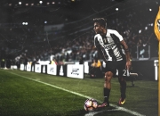 开云体育平台APP-统治级数据与铁血防守，梅西的魔法与马赛的锁链