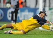 开云平台-欧冠之夜，阿坎吉单节统治攻防，国际米兰拉开洪都拉斯式差距