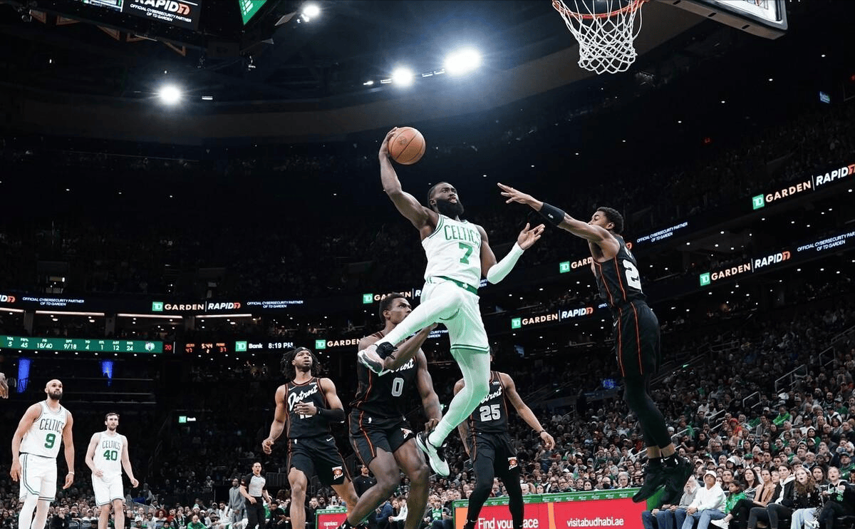 关于步行者强势土耳其男篮，杰伦·布朗绝境逆转的信息