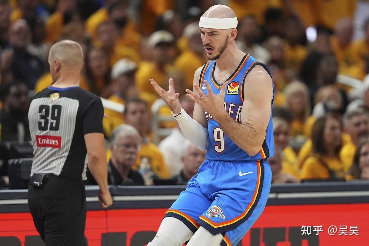 希腊男篮险胜西班牙男篮，卡鲁索完成帽子戏法的简单介绍