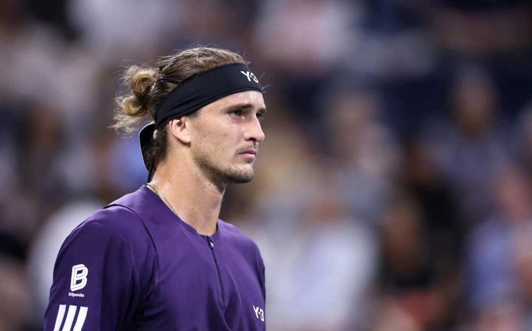 澳网鏖战戴维斯杯，兹维列夫统治全场