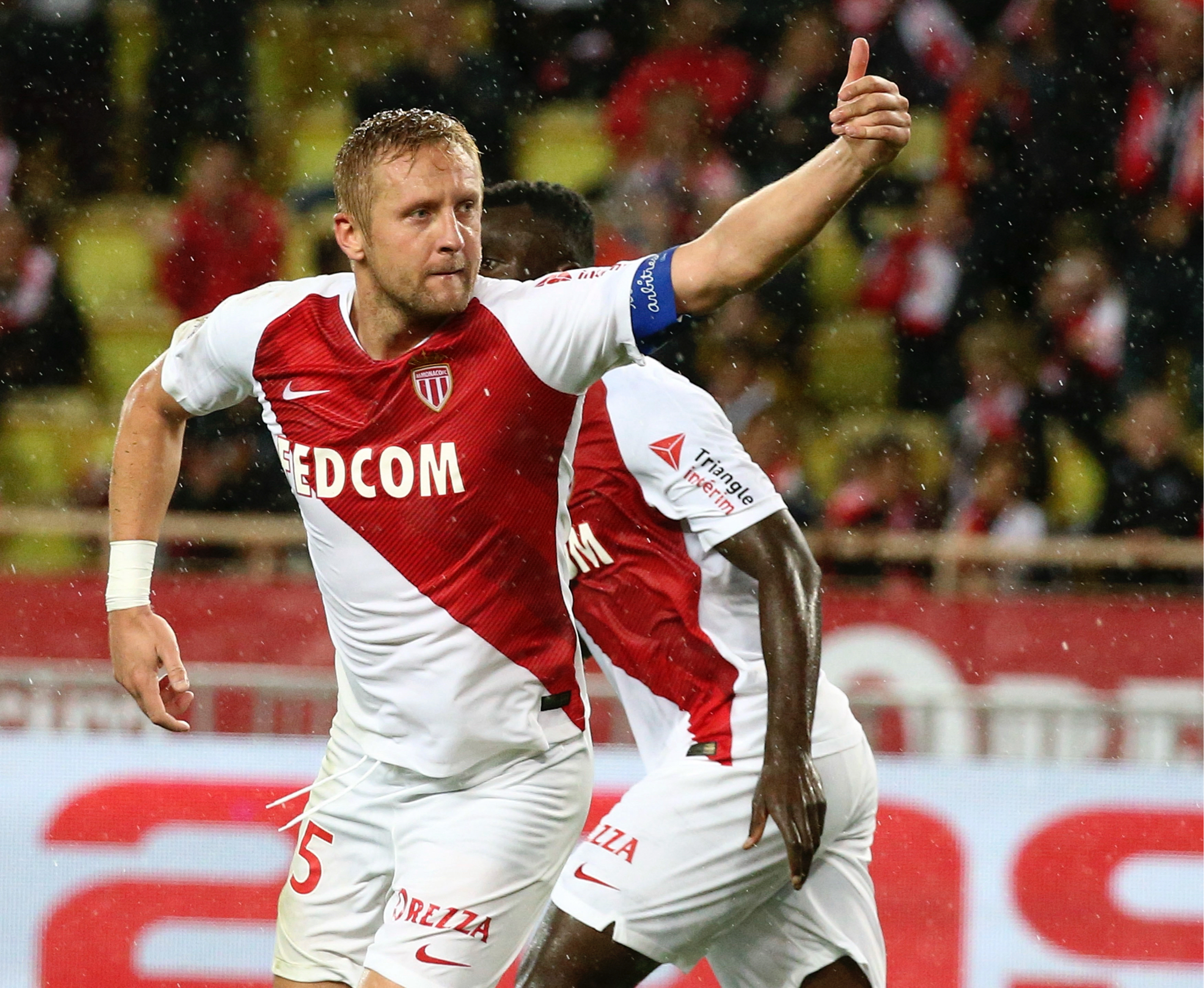 关于摩纳哥主场击败对手，实力雄厚的信息