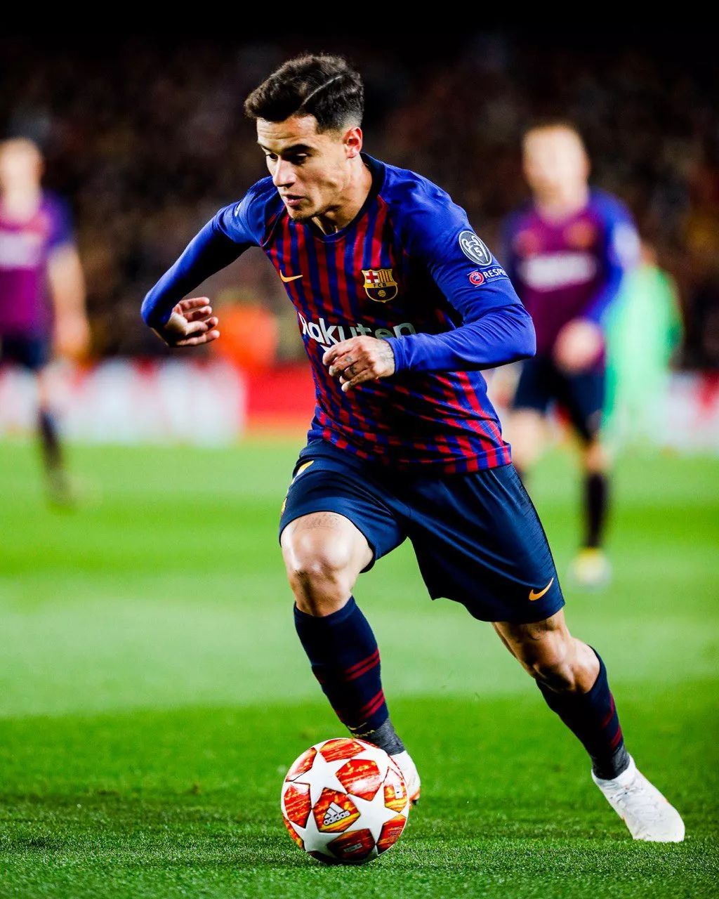 包含梅西神奇绝技，巴萨领先全场的词条