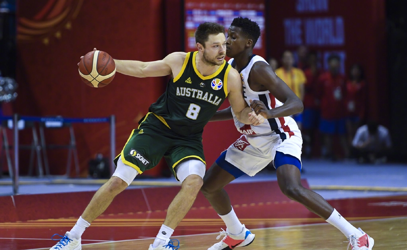 荷兰惜败法国,遗憾落选欧国联四强 荷兰惜败法国,遗憾落选欧国联四强