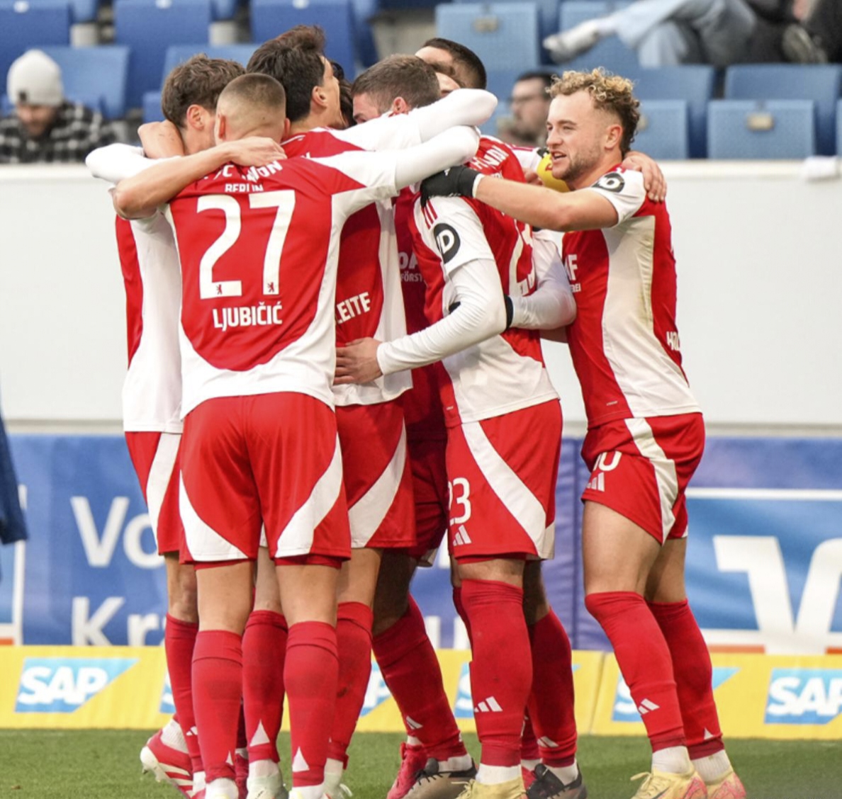 柏林赫塔队攻防有序，期待更好表现