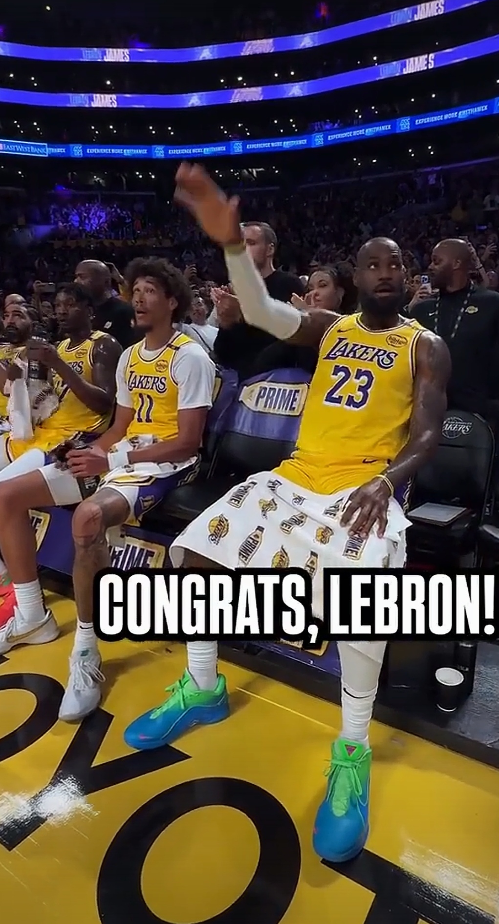 关于全明星赛投票：詹姆斯领先湖人队友，引发球迷热议的信息