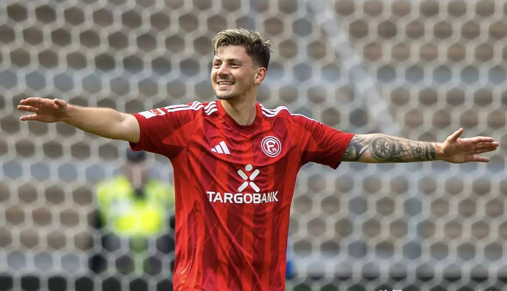 科隆击败雷根斯堡,取得胜利 科隆击败雷根斯堡,取得胜利