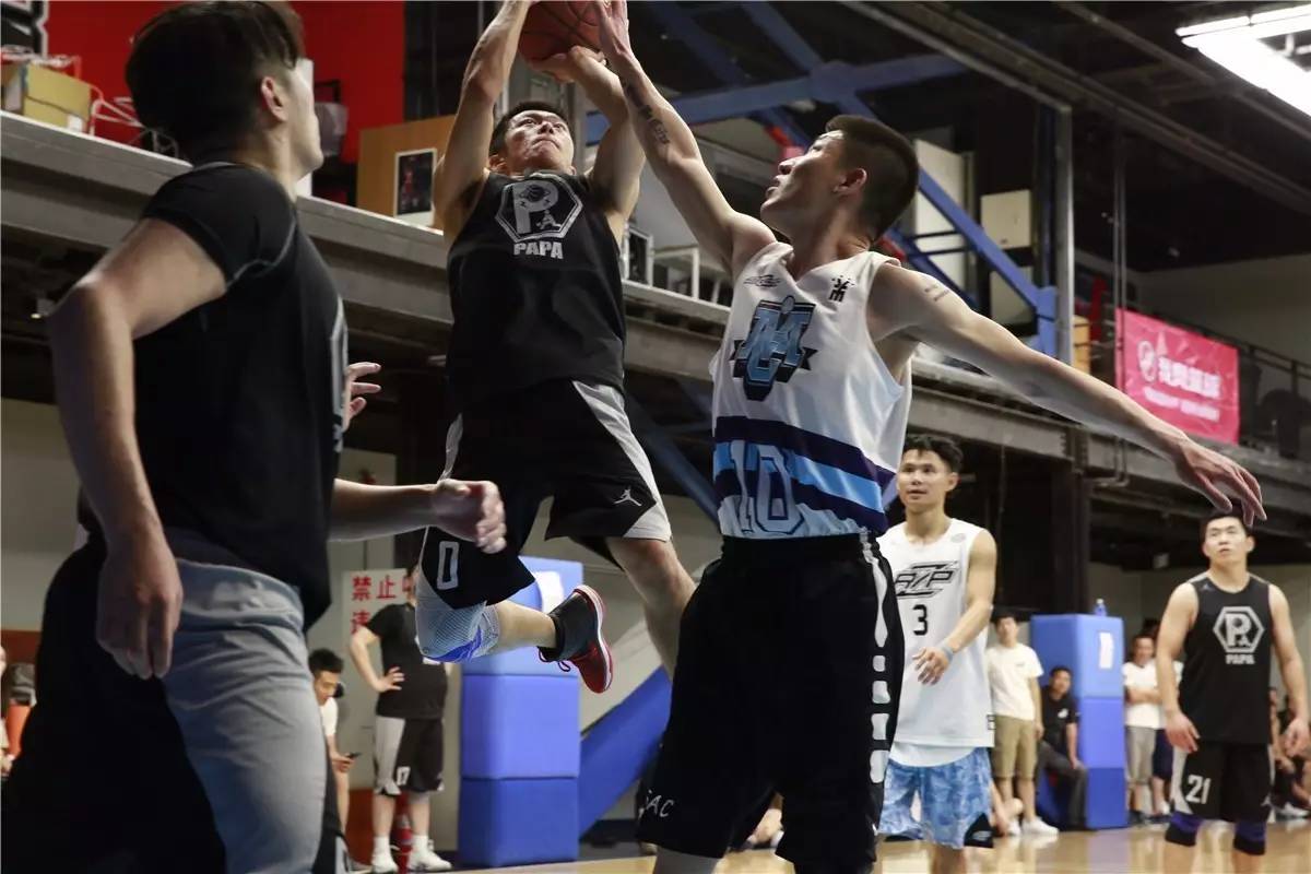 湖南队客场击败对手，领队取得胜利