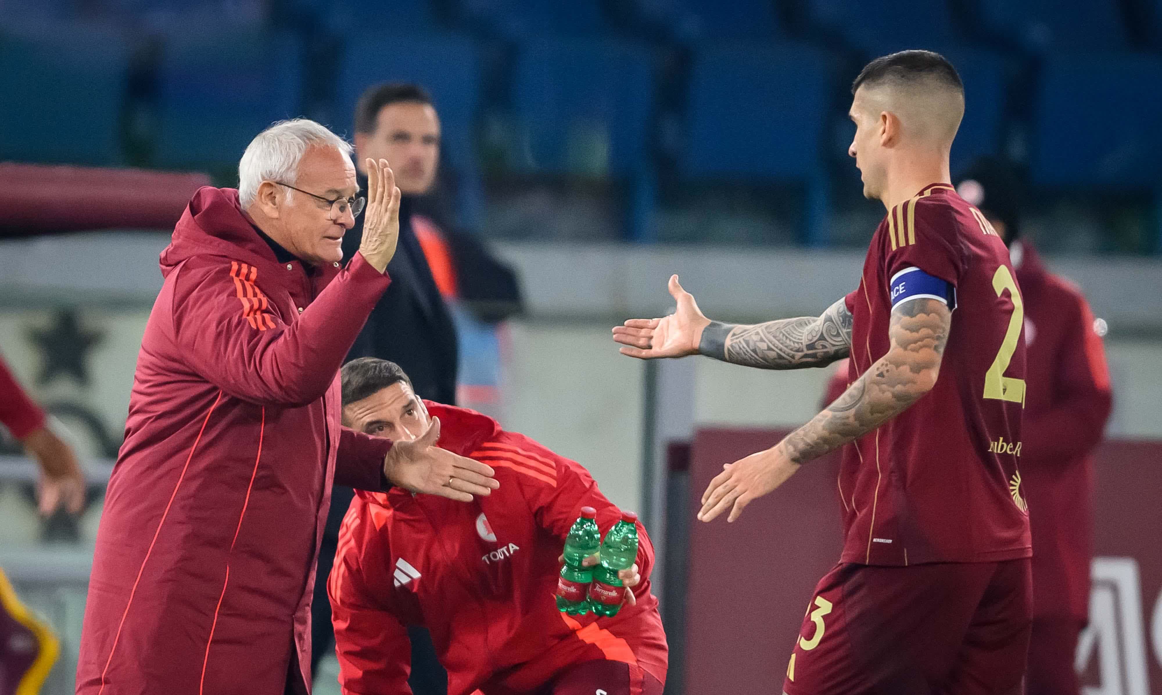 包含意大利队迎来与法国的回归之战，为欧预赛蓄力的词条