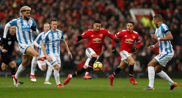 热刺客场击败哈德斯菲尔德，继续保持不败的简单介绍