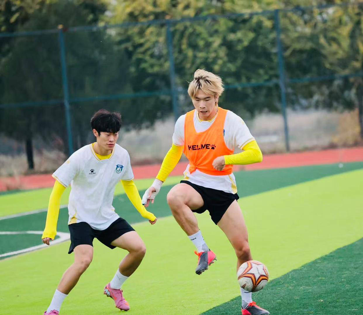 关于备战策略紧密,球队集结备战决胜的信息 关于备战策略紧密,球队集结备战决胜的信息