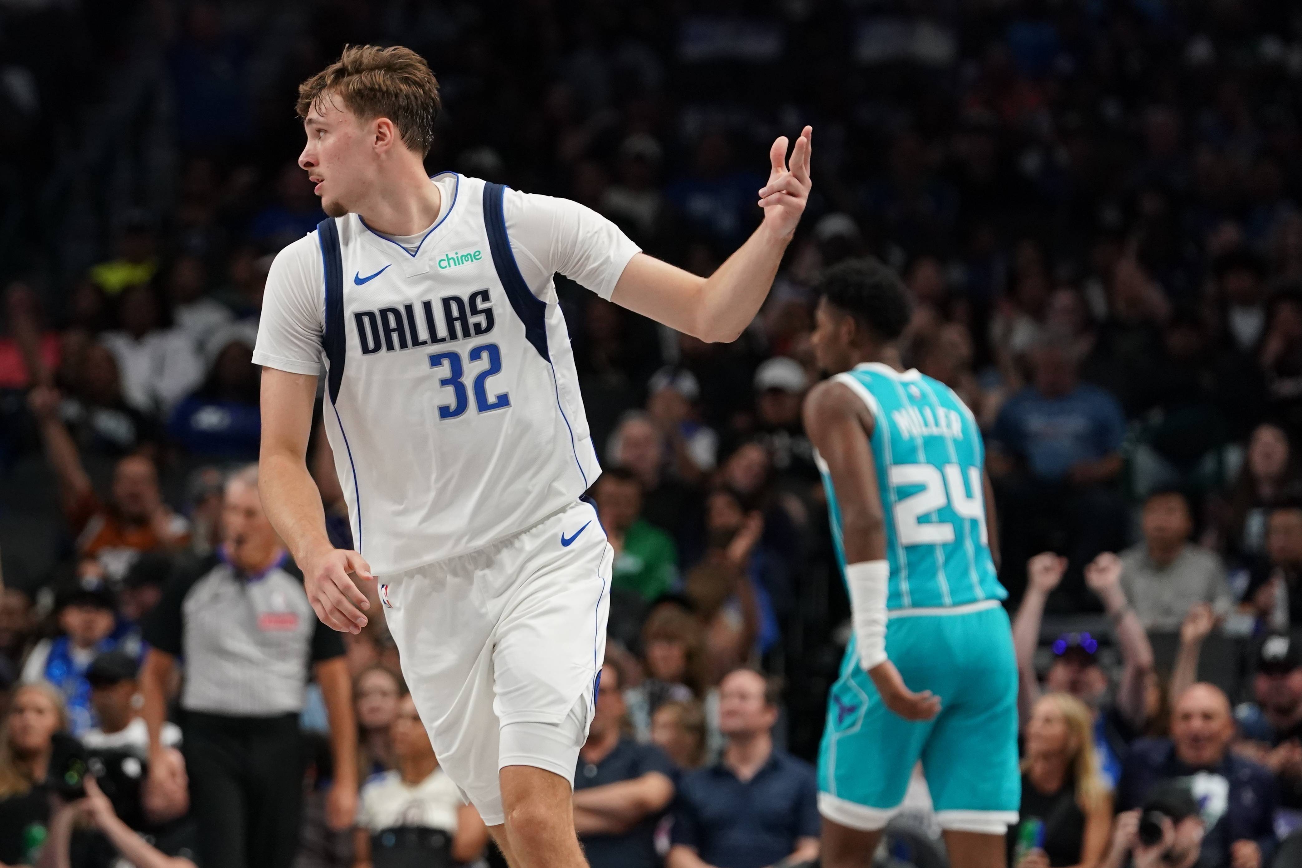 包含热火力克加拿大男篮,波尔津吉斯送出助攻的词条 包含热火力克加拿大男篮,波尔津吉斯送出助攻的词条