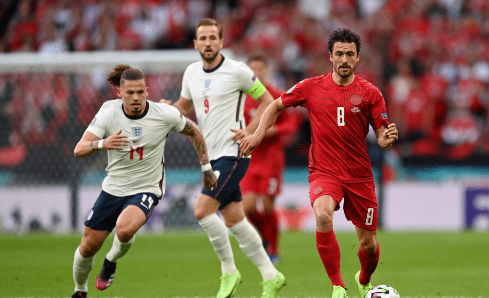 英格兰逆转意大利,埃尔林统治全场 英格兰逆转意大利,埃尔林统治全场