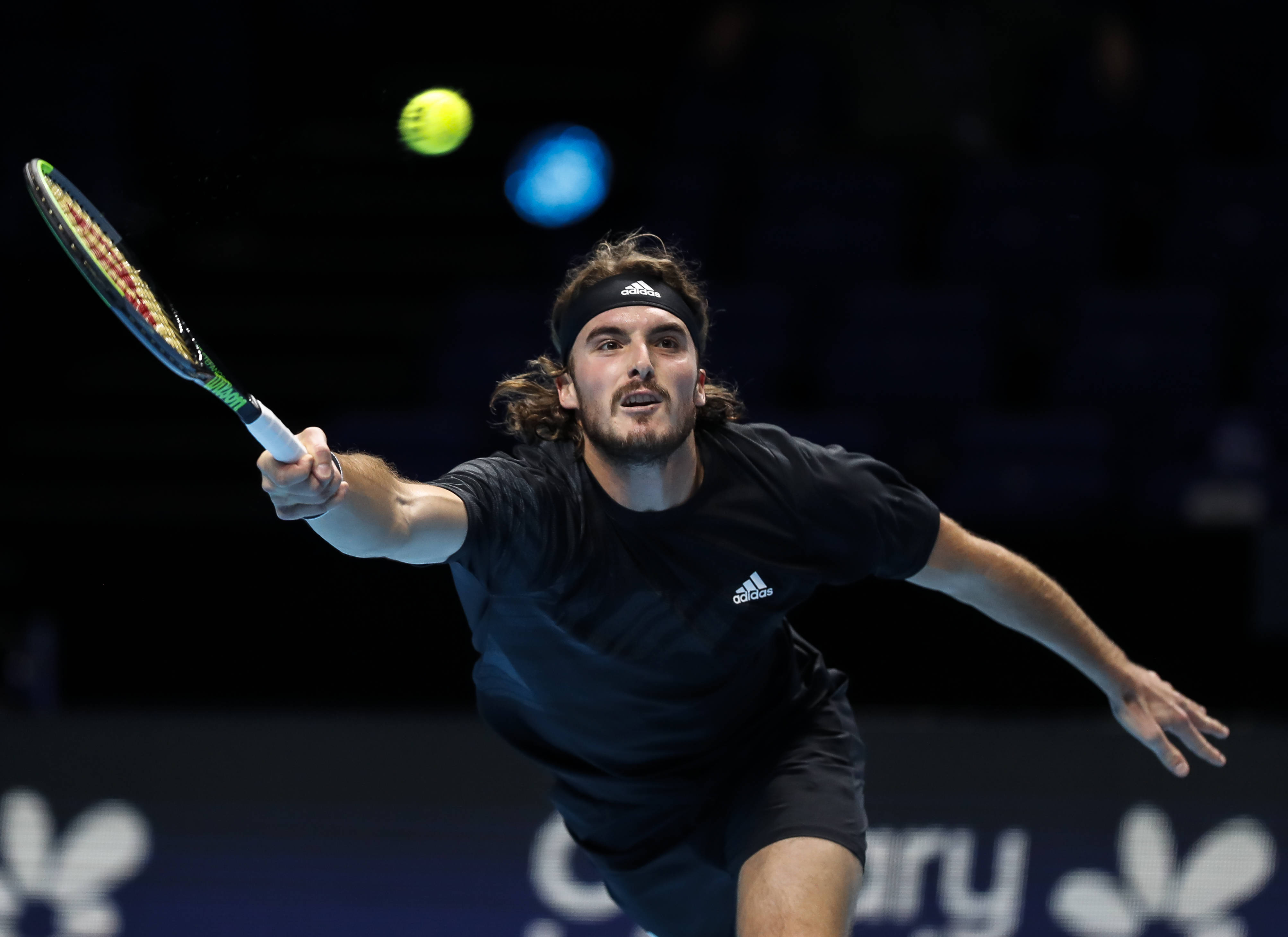 关于意大利网球队血洗世界网球队,西西帕斯三分雨点燃全场的信息 关于意大利网球队血洗世界网球队,西西帕斯三分雨点燃全场的信息