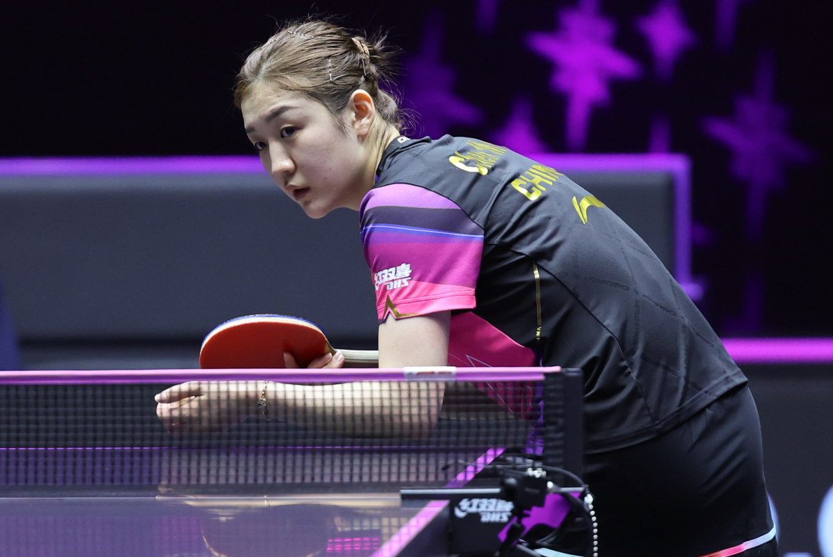 包含中国乒乓球队强势波兰乒乓球队，奥恰洛夫完成帽子戏法的词条