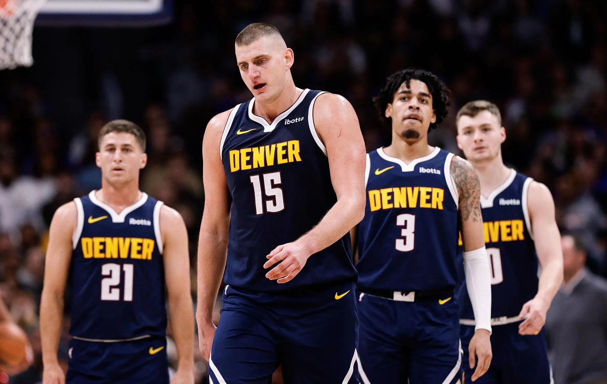 关于辽宁队险胜湖人,约基奇刷新纪录的信息 关于辽宁队险胜湖人,约基奇刷新纪录的信息