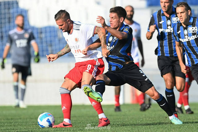 包含热那亚主场战胜对手，保留保级希望的词条