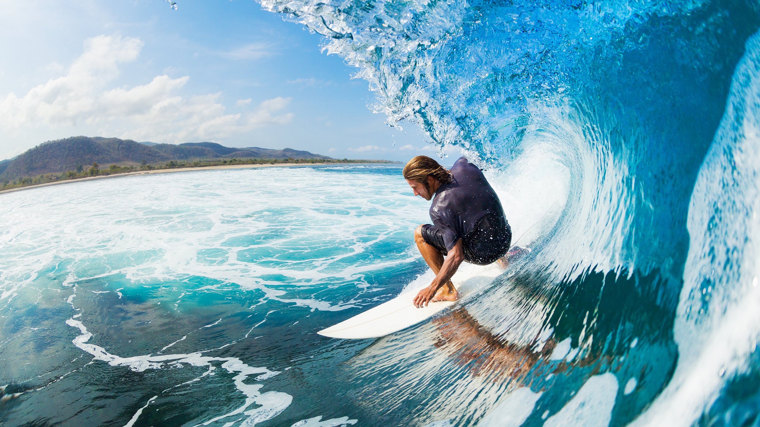 王权降临，萨博尼斯碾压雄鹿内线，武切维奇三分纪录重塑中锋定义