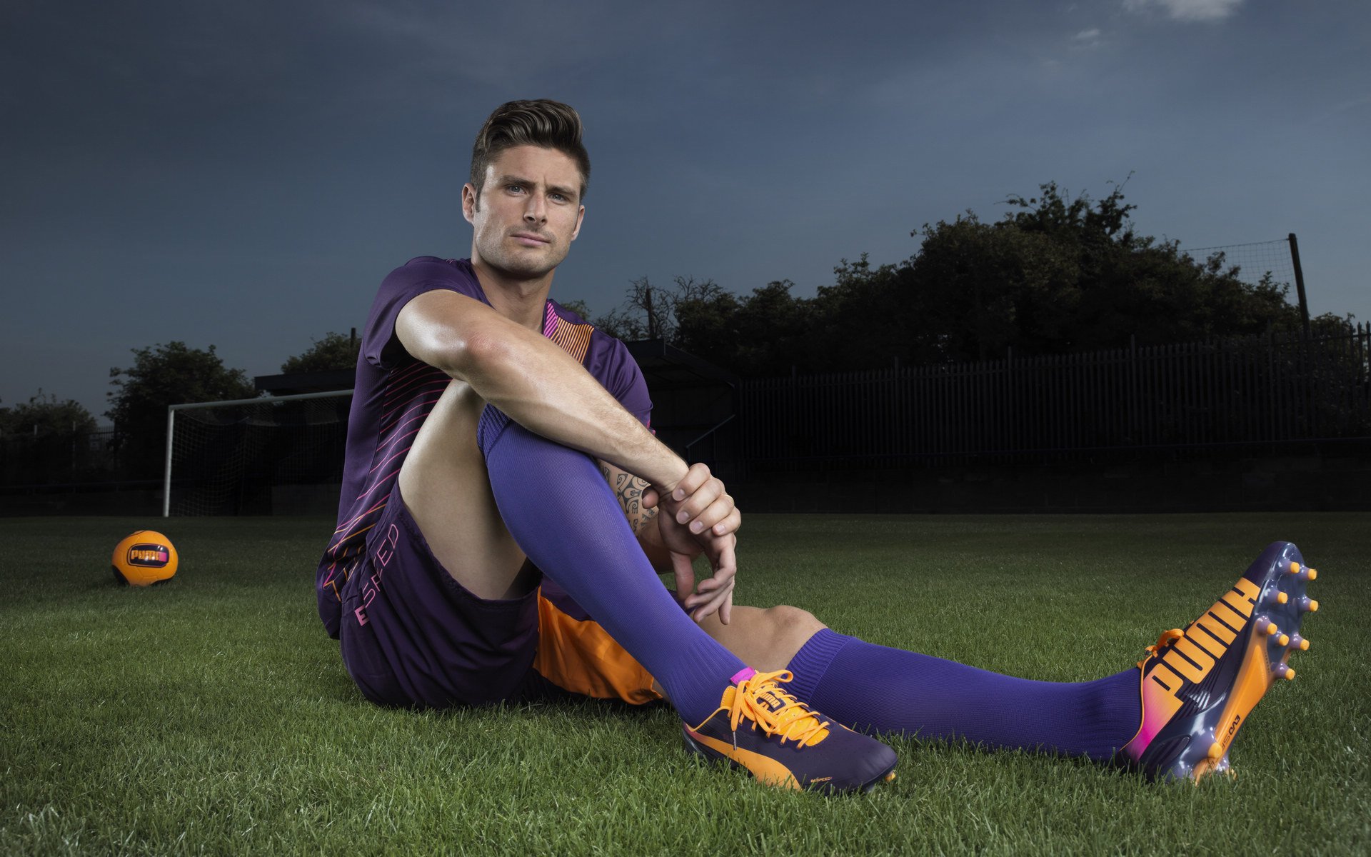 双城记，曼城铁幕下的连胜霸权，与厄德高在亚平宁的加冕时刻